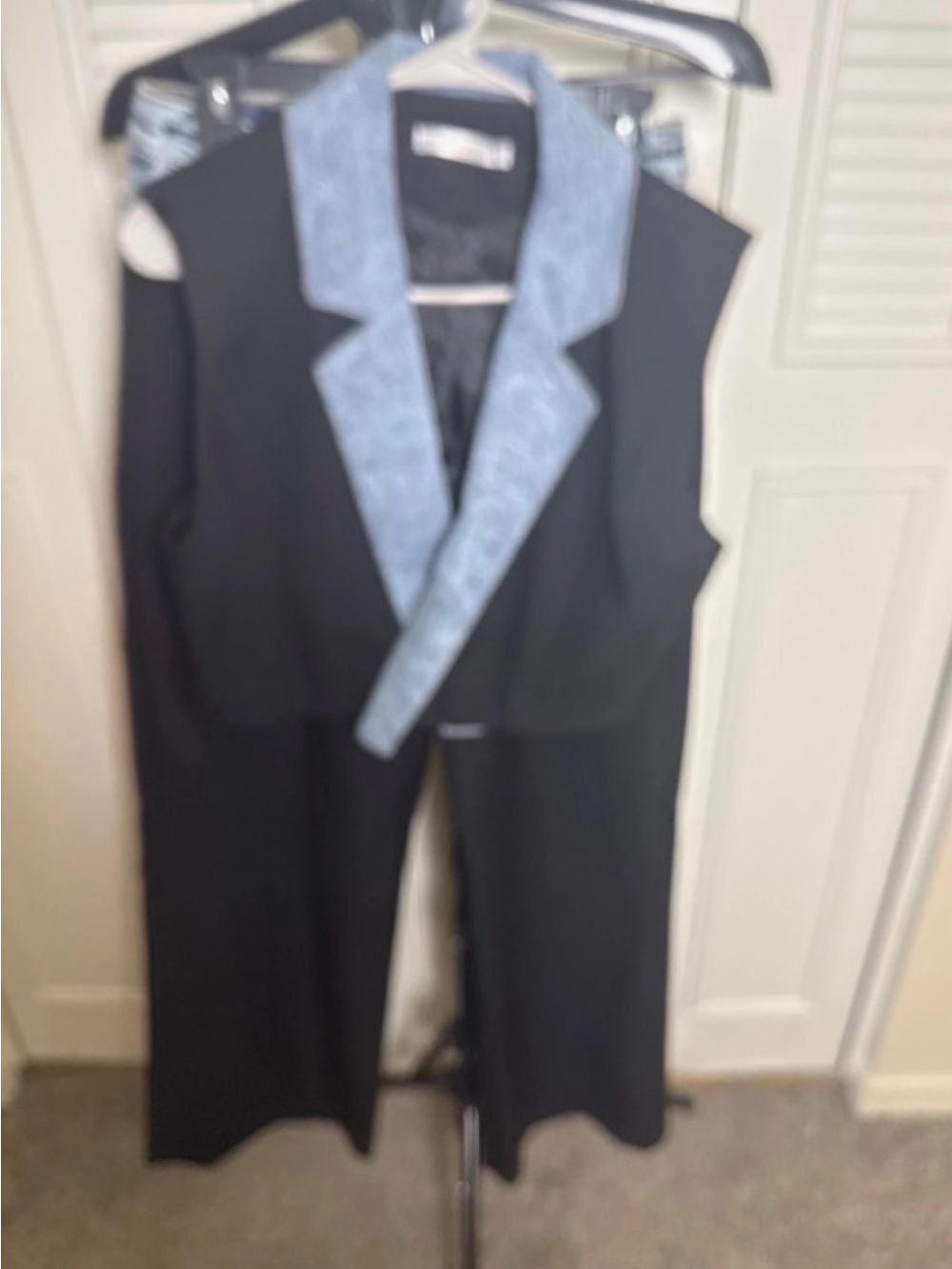 Sleeveless Black Pantsuit with Light Blue Contrast Lapel